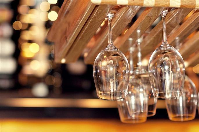 The Baton Rouge Fashion Council will host its Spring Soiree at Blend Wine Bar on Friday, March 18! Celebrate spring fashion and shopping while enjoying wine and live music!